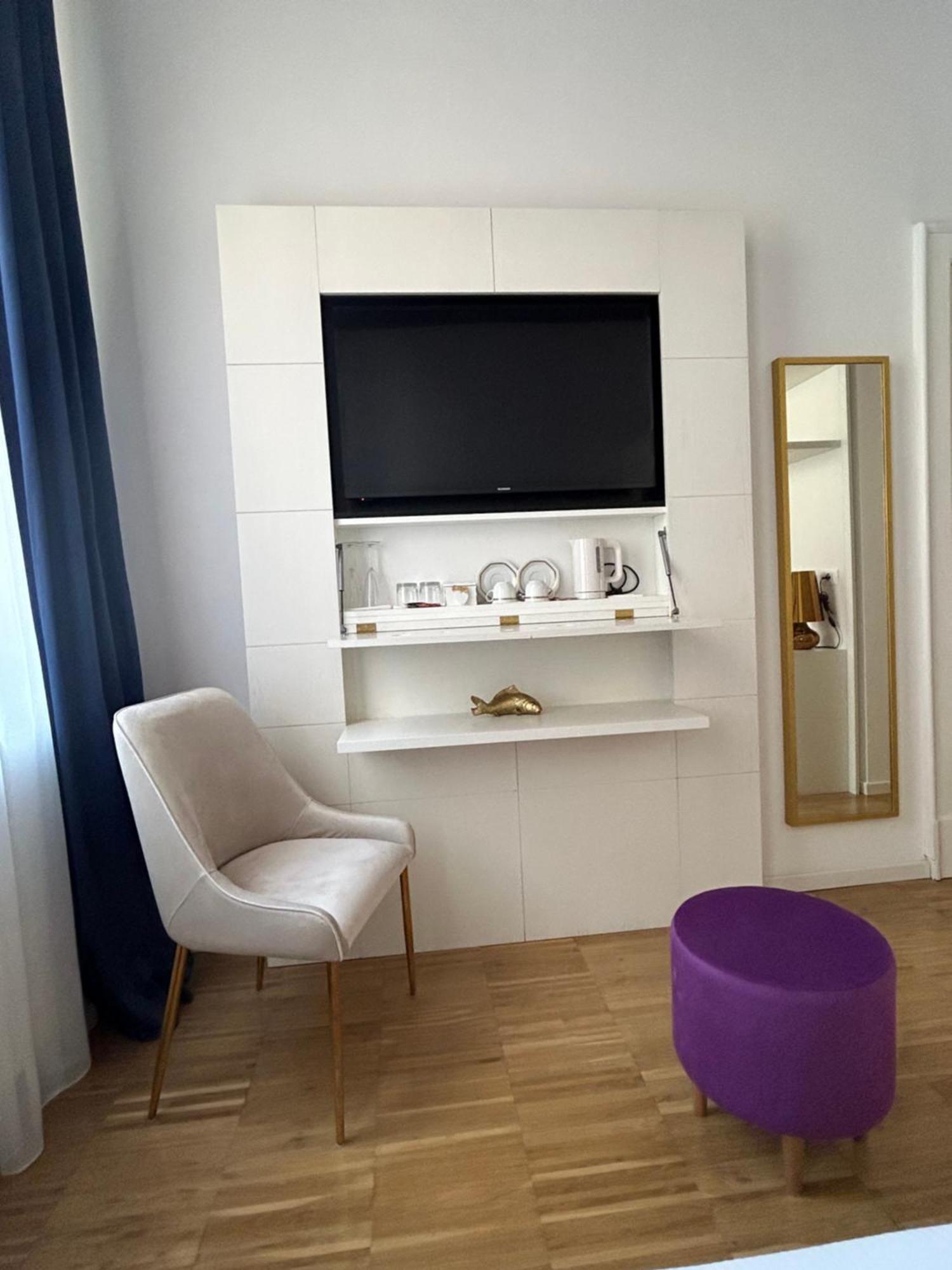 Bed & Breakfast Maison Fleurie 5*