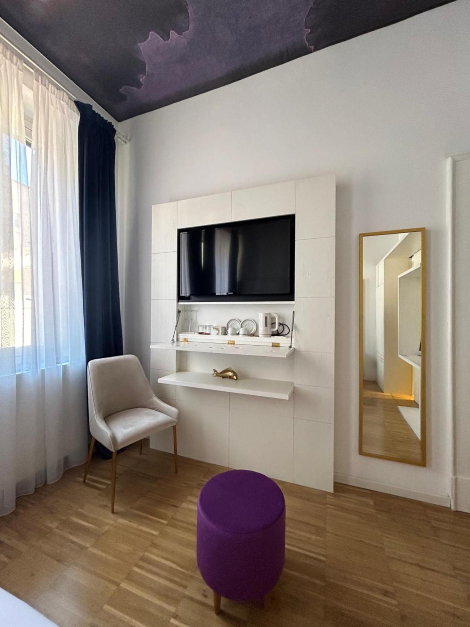 Maison Fleurie Bed & Breakfast